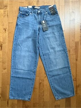 Levi’s Premium Baggy Dad Lightweight Jeans Medium Wash - W29 L30 NWT
